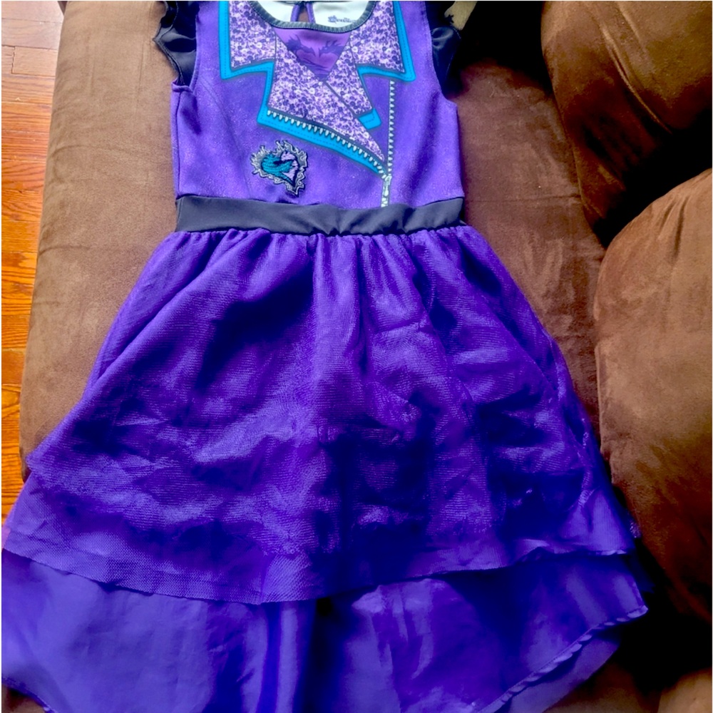 Decedent's Mal Dress